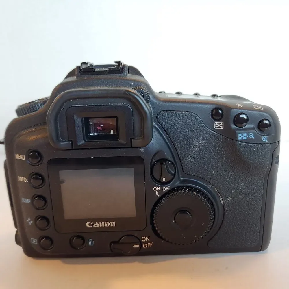 Canon EOS 10D 6.3MP Digital SLR Camera - Black (Body Only) Untested